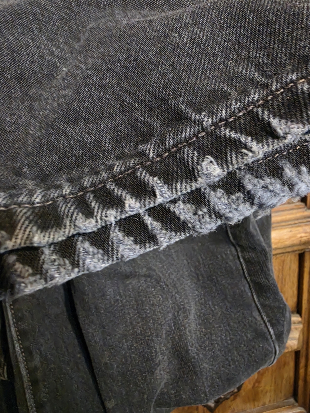 Levi's Black Straight Men’s Jeans - Classic Five-Pocket Denim - Picture 6 of 12